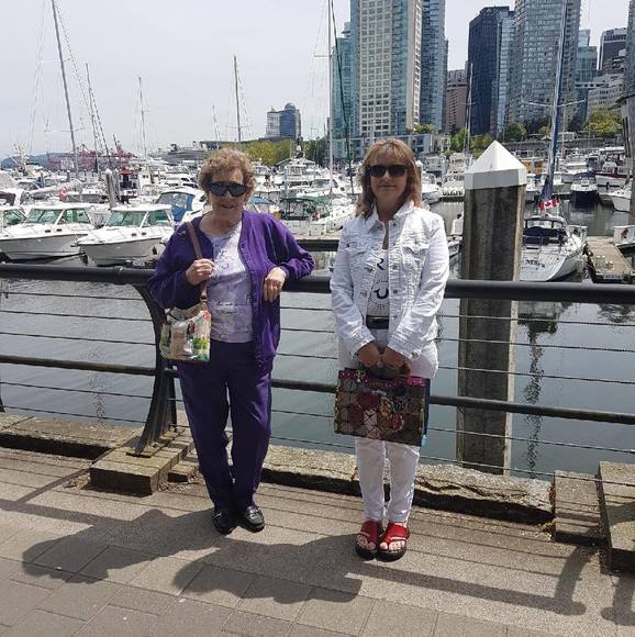 Meet your Posher, Brenda - Picture 1 of 1